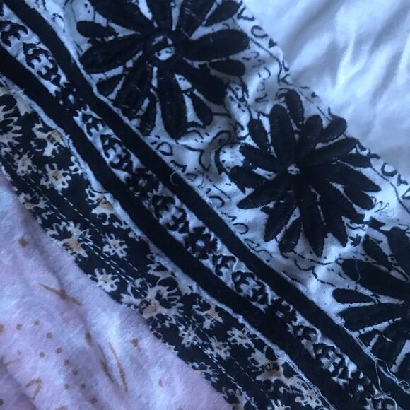 Free People size small blouse perfect like new condition size small - Picture 3 of 4